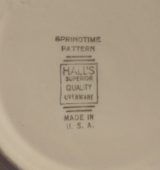 Vintage Hall's Superior Quality Ovenware Floral Springtime Pattern Serving Bowl - Picture 3 of 16